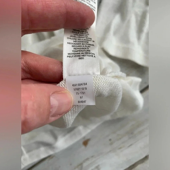 WHBM | open shoulder | ruffle | keyhole back | NWT | long sleeve | L - Picture 5 of 8